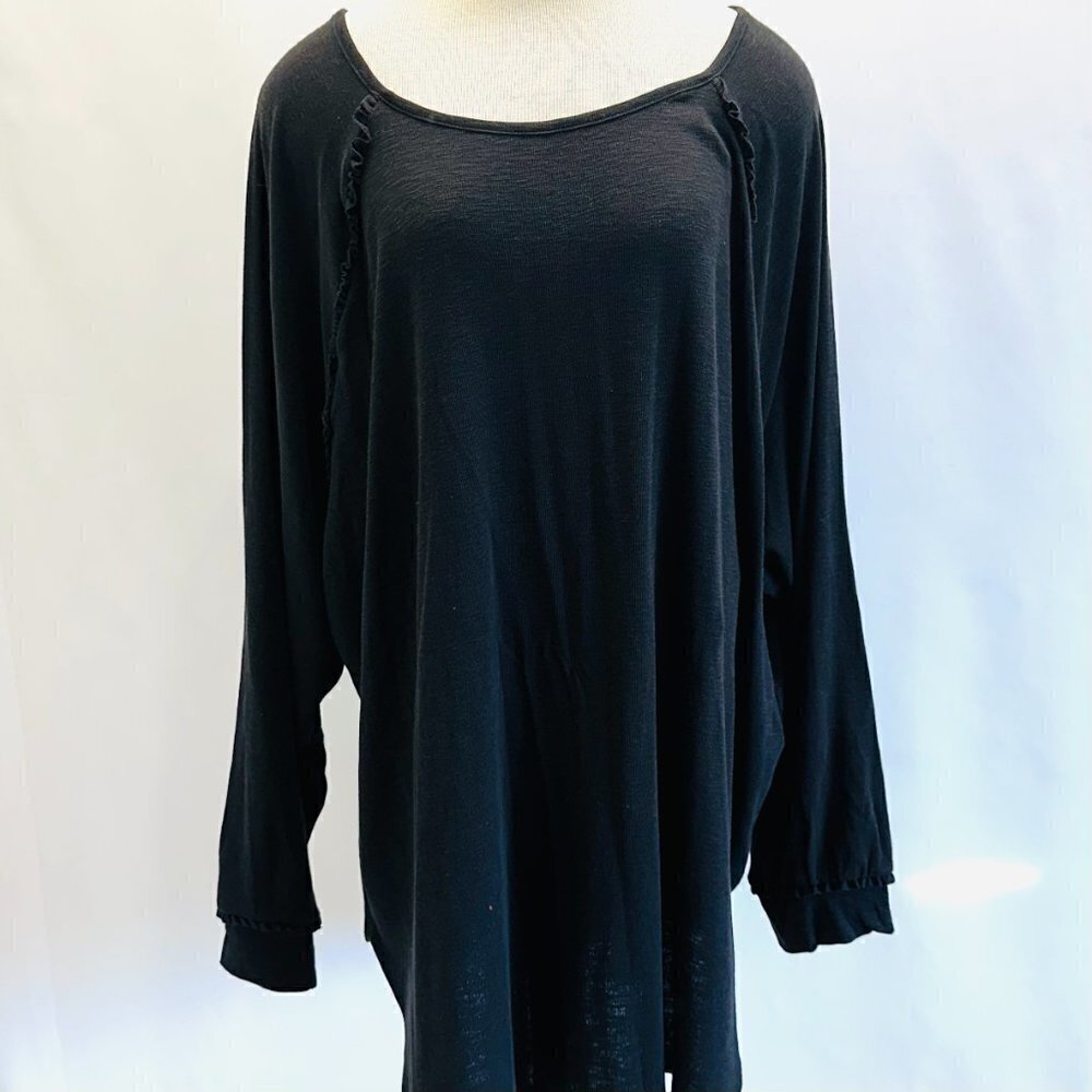NWT LAUREN CONRAD Women Long Sleeve Pullover Round Neck Black Shirt Plus Size 4X
